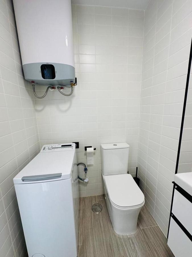 Modern White Studio 베날마데나코스타 외부 사진